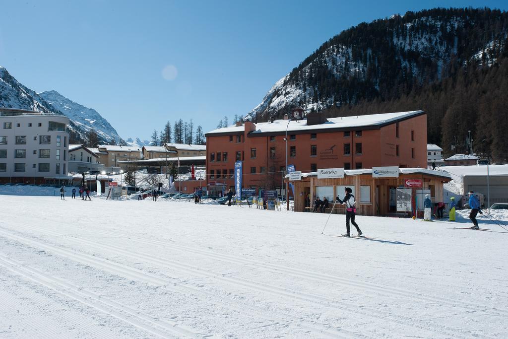 Pontresina Youth Hostel Eksteriør billede