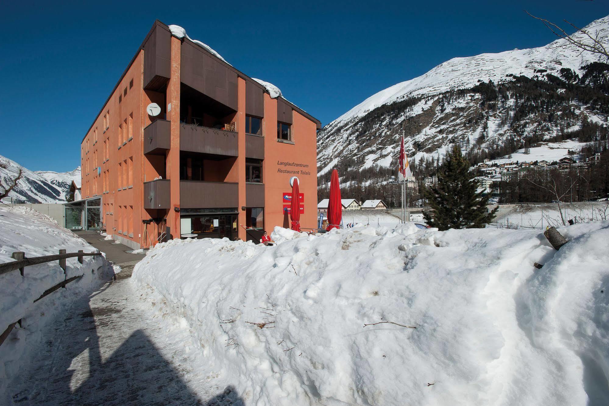 Pontresina Youth Hostel Eksteriør billede