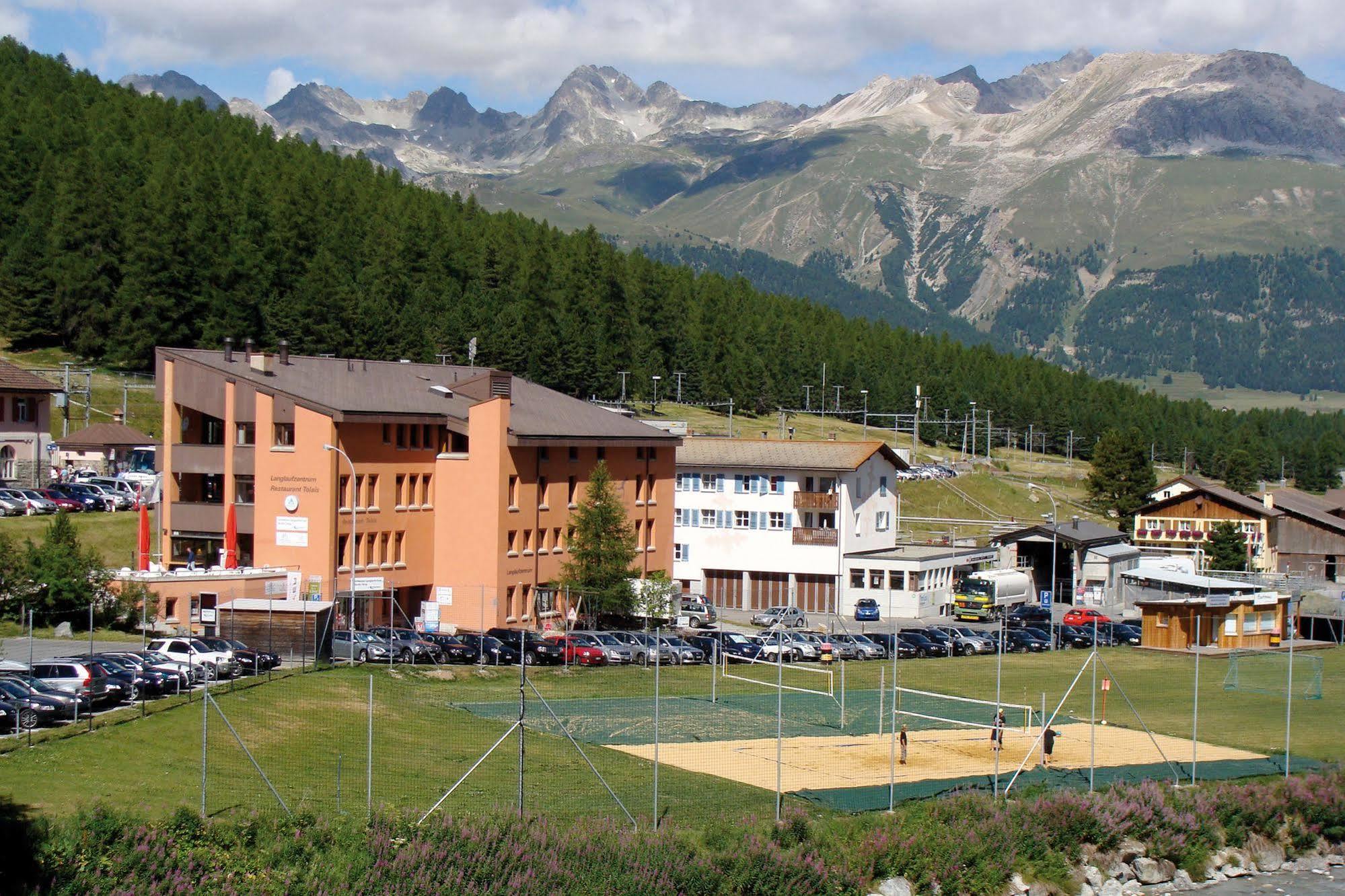 Pontresina Youth Hostel Eksteriør billede